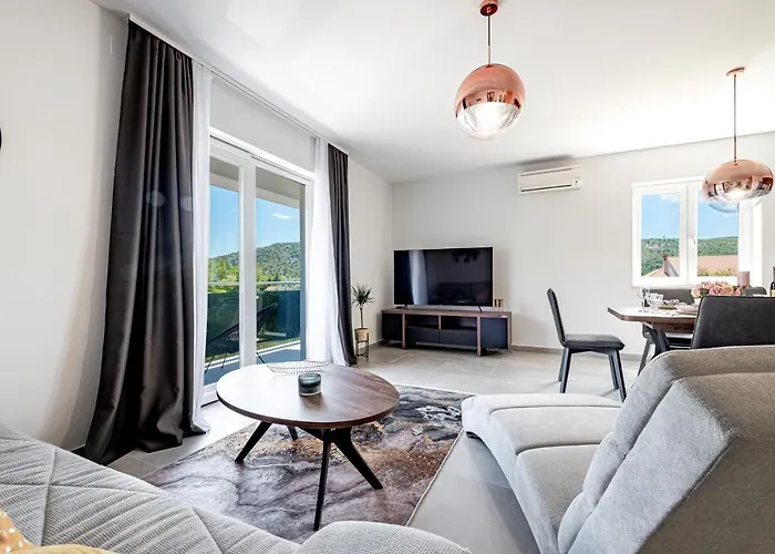 Gold 3 公寓 米利尼